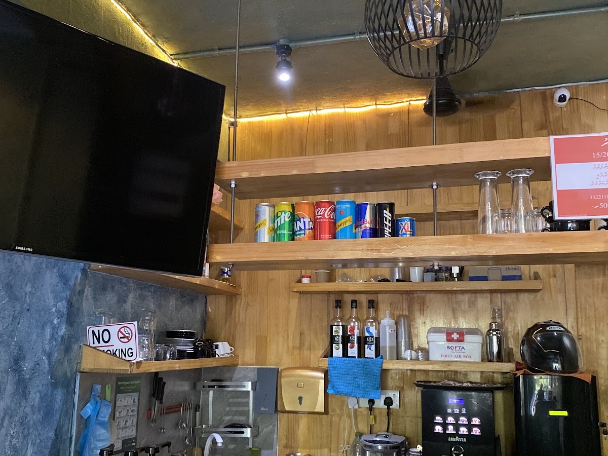 J Cafe photo 3