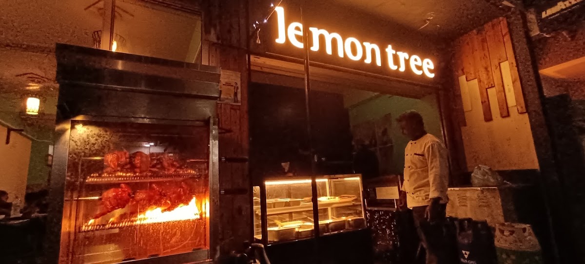 Lemon Tree Café