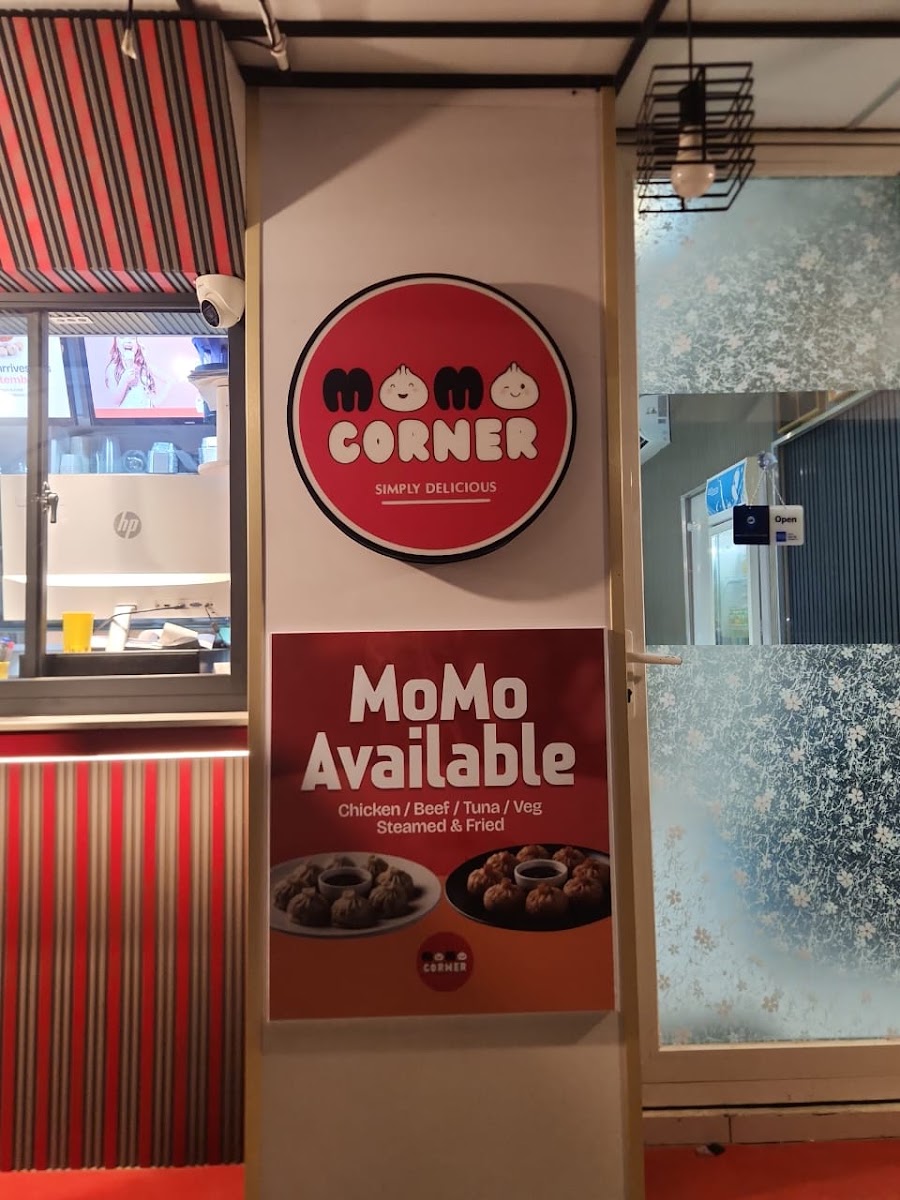 Momo Corner