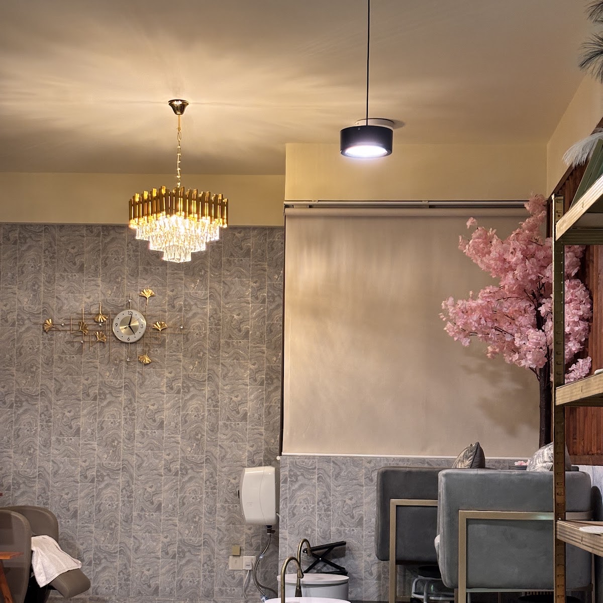 Majestic Salon by Riz