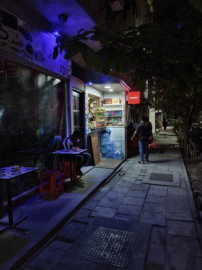 Golden king coffee shop