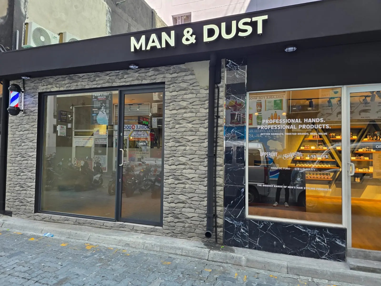 Man & Dust photo 1