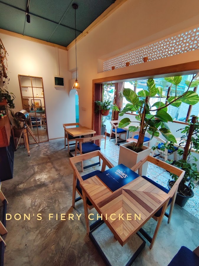 White Mangrove by Don's Fiery Chicken