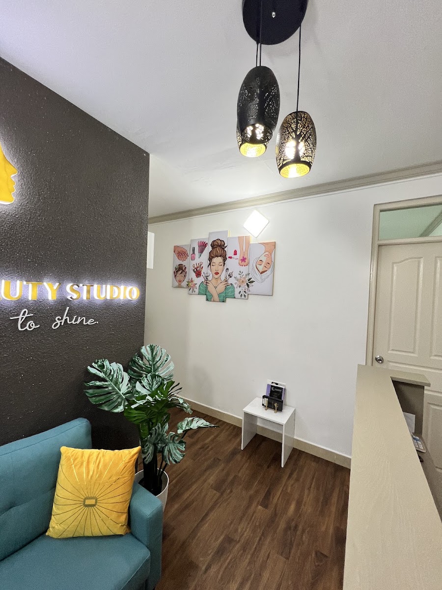 Aura Hair Beauty Studio