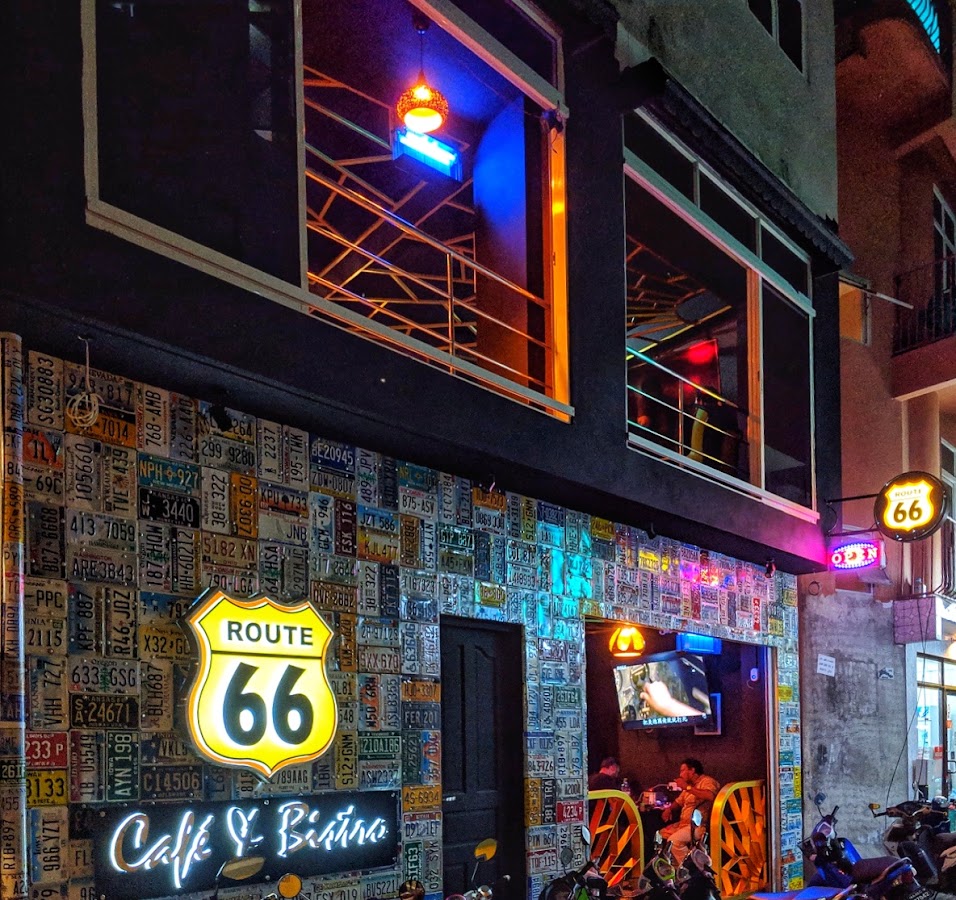 Route 66 Cafe & Bistro